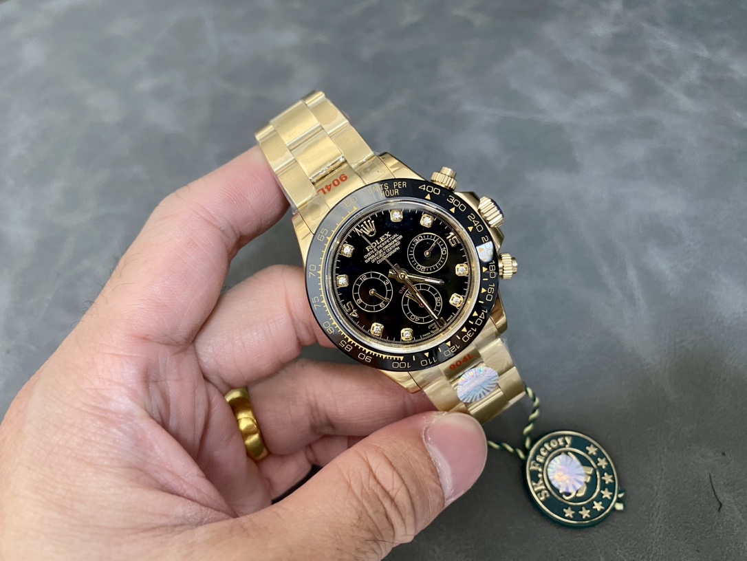 Rolex-CosmographDaytona 116515 Black Dial with Yellow Gold